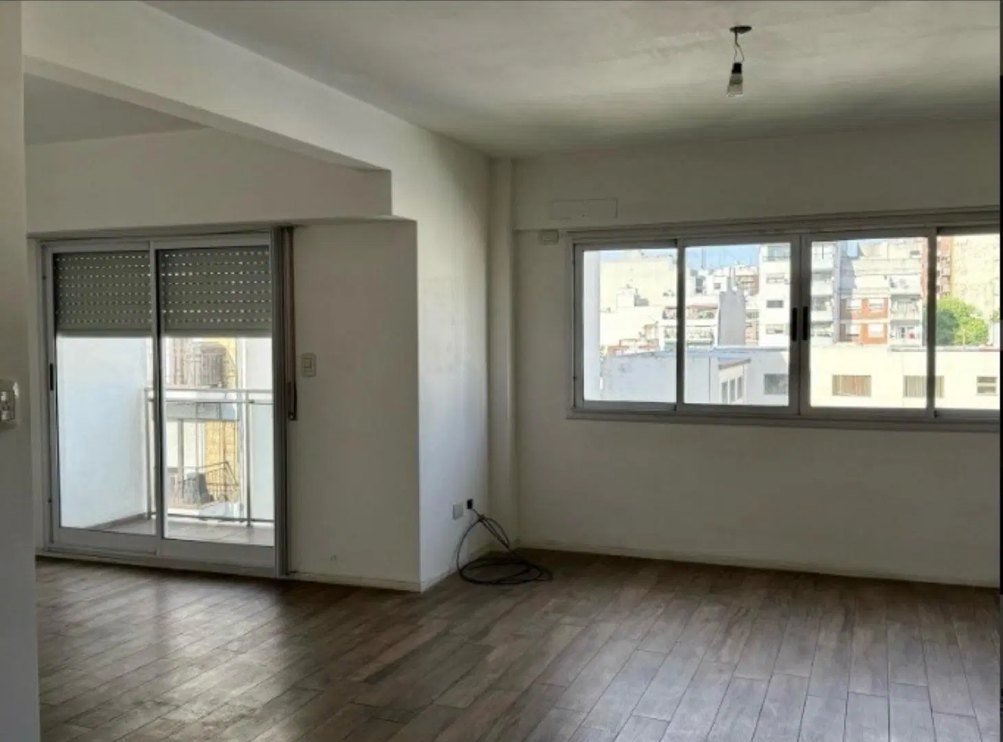 Departamento extensible a dos ambientes en Flores 4