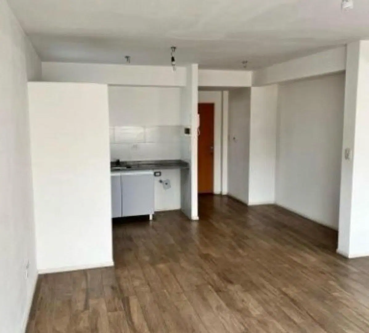 Departamento extensible a dos ambientes en Flores 1