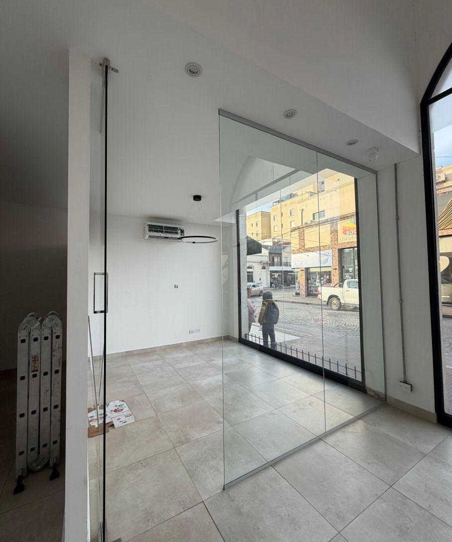 Foto de Local de 42 m² estilo Frances en alquiler en CENTRO|TANDIL, imagen 5