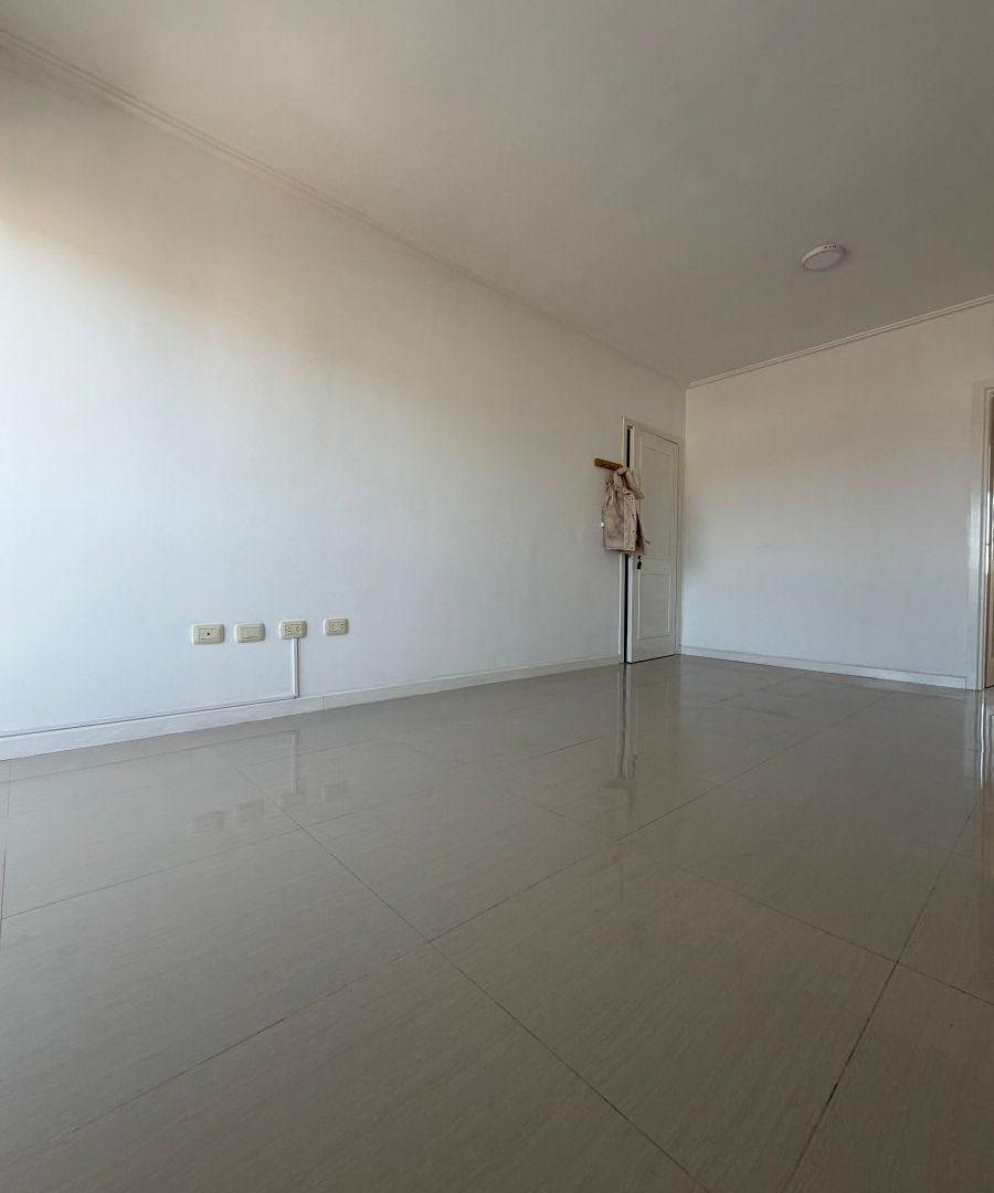 Foto de DEPTO DE 1 DORMITORIO EN ALQUILER-CENTRO-COCHERA, imagen 3