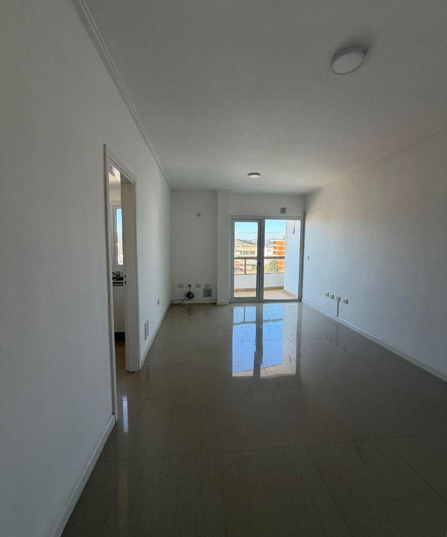Foto de DEPTO DE 1 DORMITORIO EN ALQUILER-CENTRO-COCHERA, imagen 5