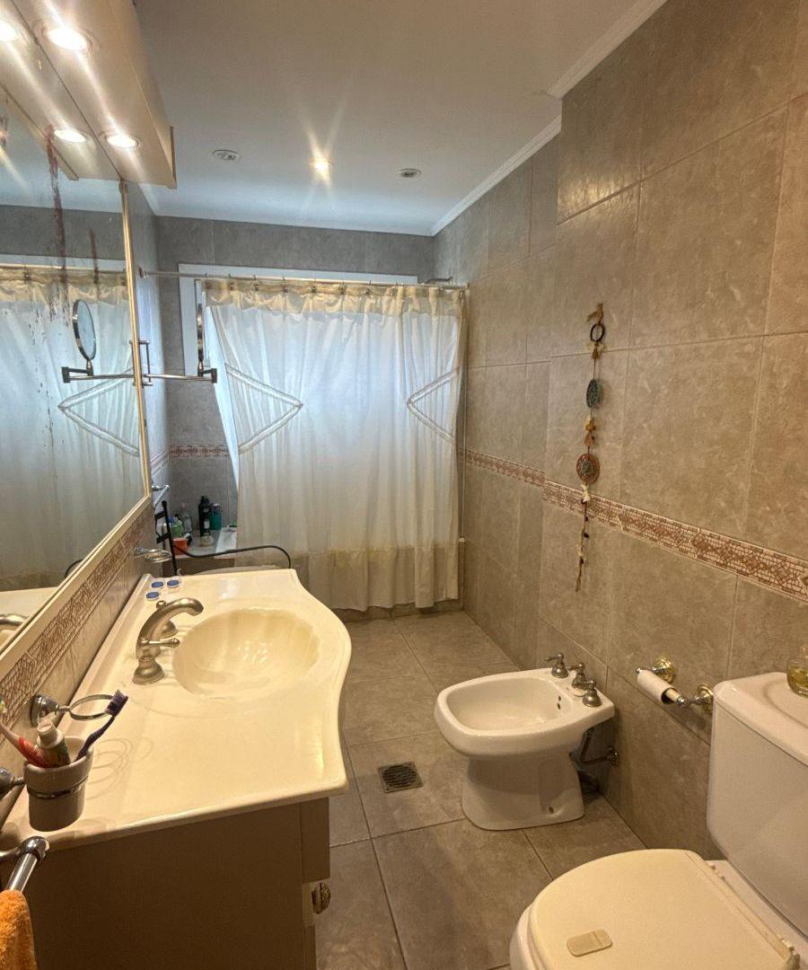 Foto de Casa de 3 Dorm. en Venta/ Fugl y La Madrid, imagen 4