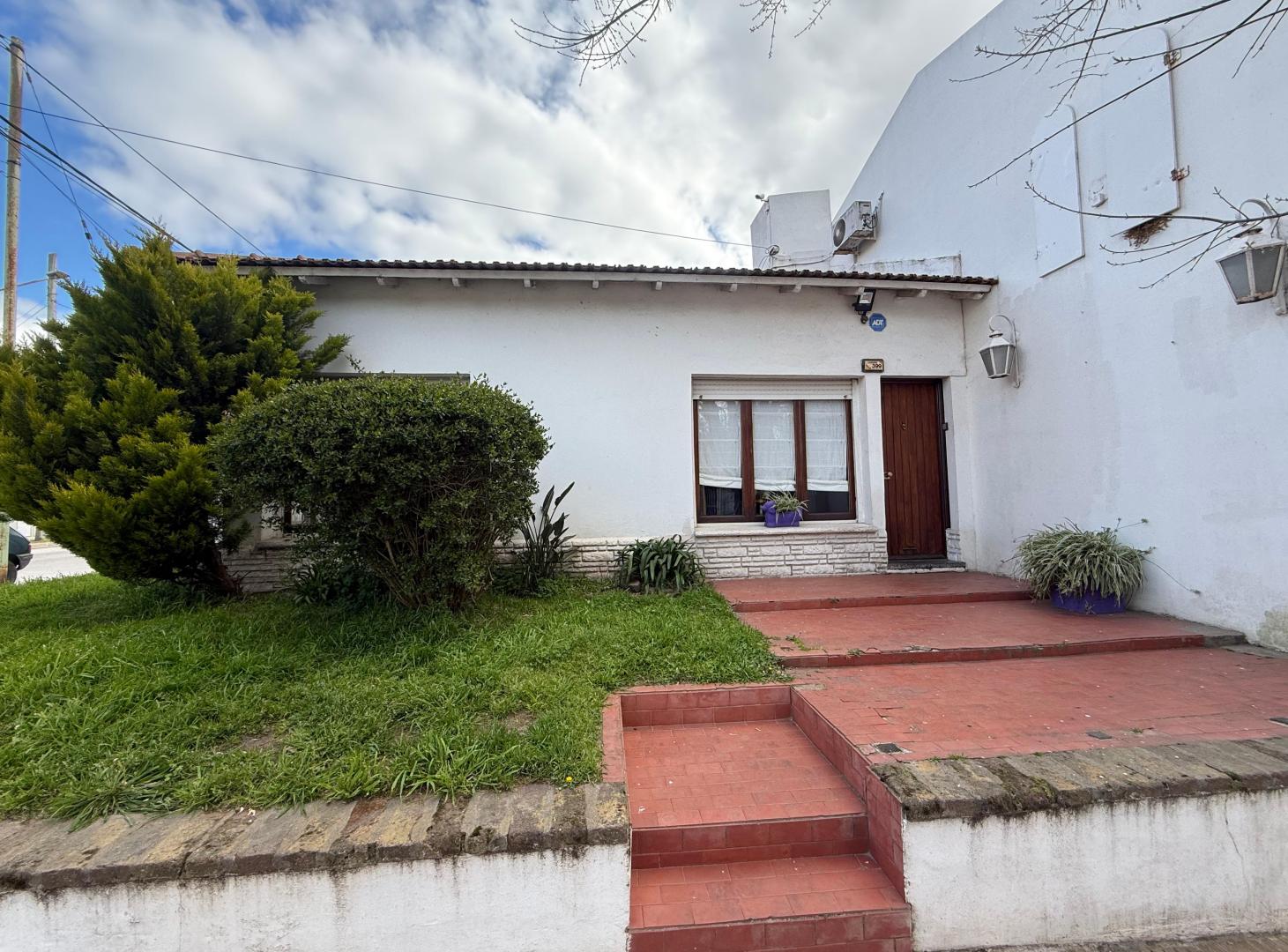 Foto de Casa de 3 Dorm. en Venta/ Fugl y La Madrid, imagen 1