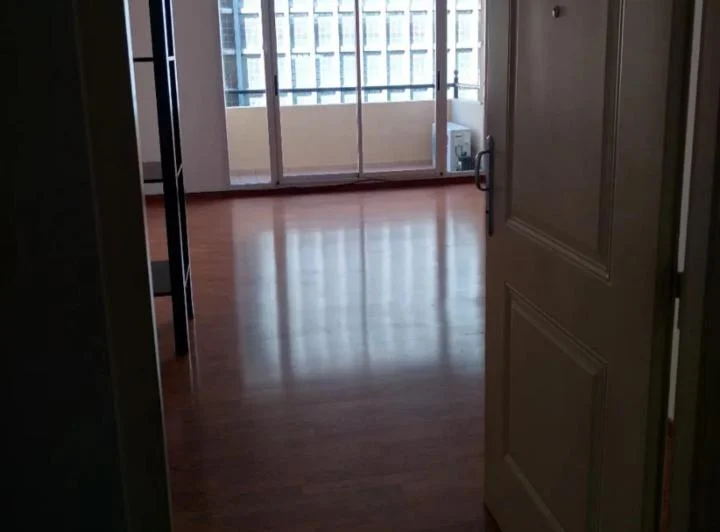 Se Alquila Exelente Depto Al Frente Con Balcón 3