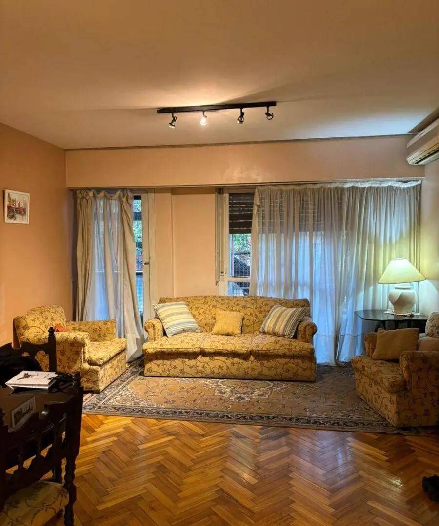 Semi-Piso barrio de Belgrano amueblado con cochera// Luminoso 4