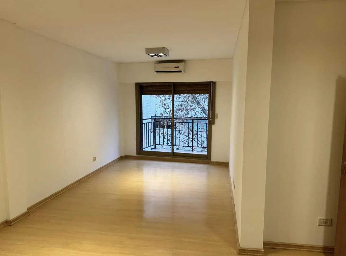 Alquiler departamento en recoleta 3 ambientes Semi-Piso// Con cochera cubierta 2