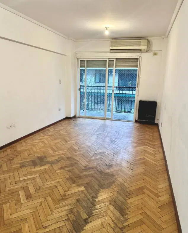 Departamento de tres ambientes ubicado en Villa Urquiza 2