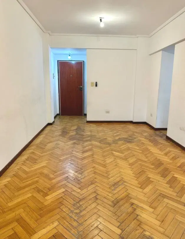 Departamento de tres ambientes ubicado en Villa Urquiza 4