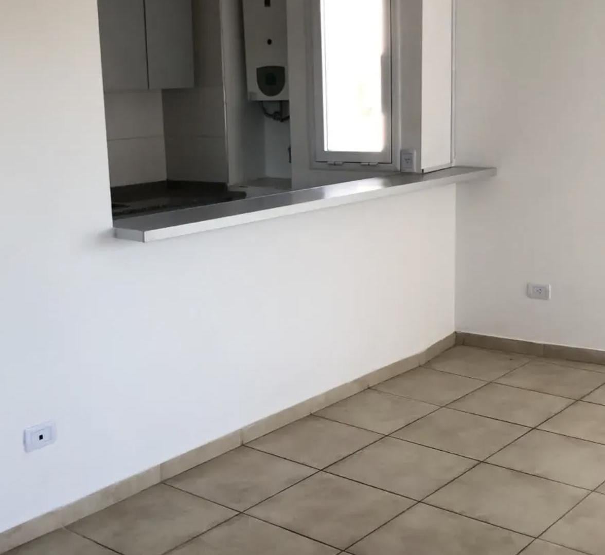 Foto de Alquiler departamento dos ambientes // Muy luminoso, imagen 1