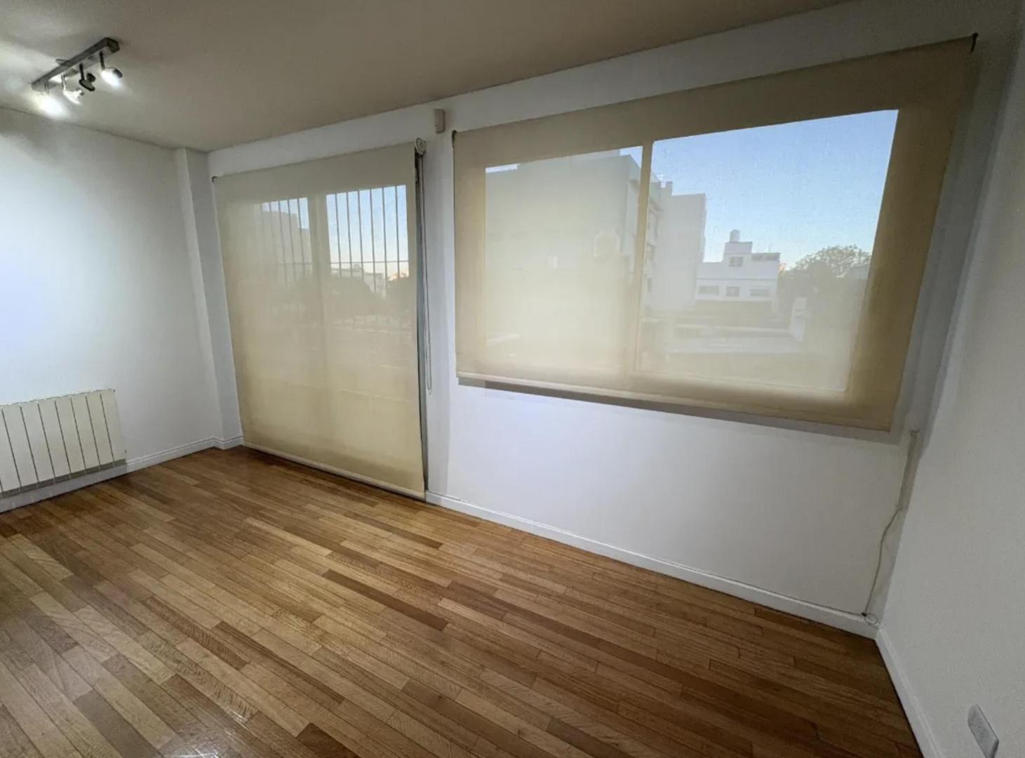 Foto de Alquiler departamento dos ambientes// Muy luminoso, imagen 1