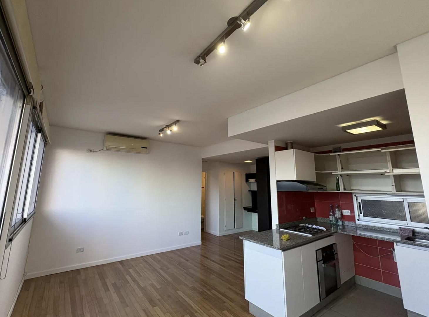 Foto de Alquiler departamento dos ambientes// Muy luminoso, imagen 2
