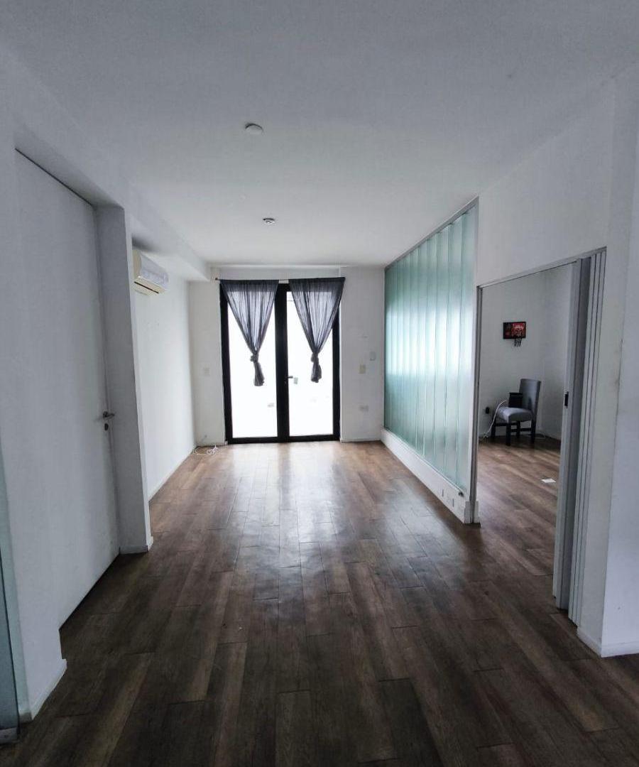 Foto de Excelente Departamento Tipo PH de Tres Ambientes// Ideal Oficina, imagen 1