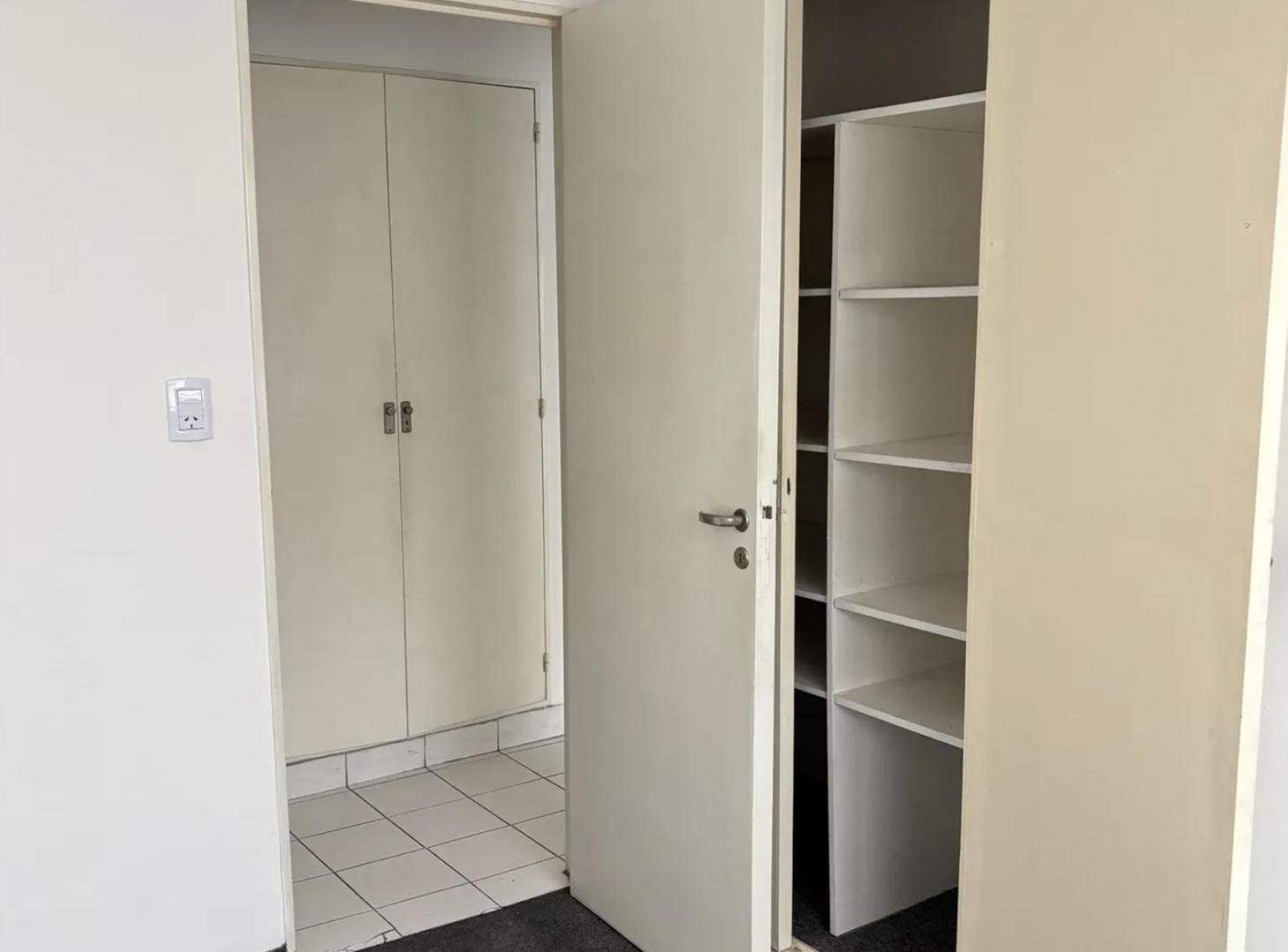 Foto de Alquiler departamento 3 ambientes. Muy luminoso, imagen 5