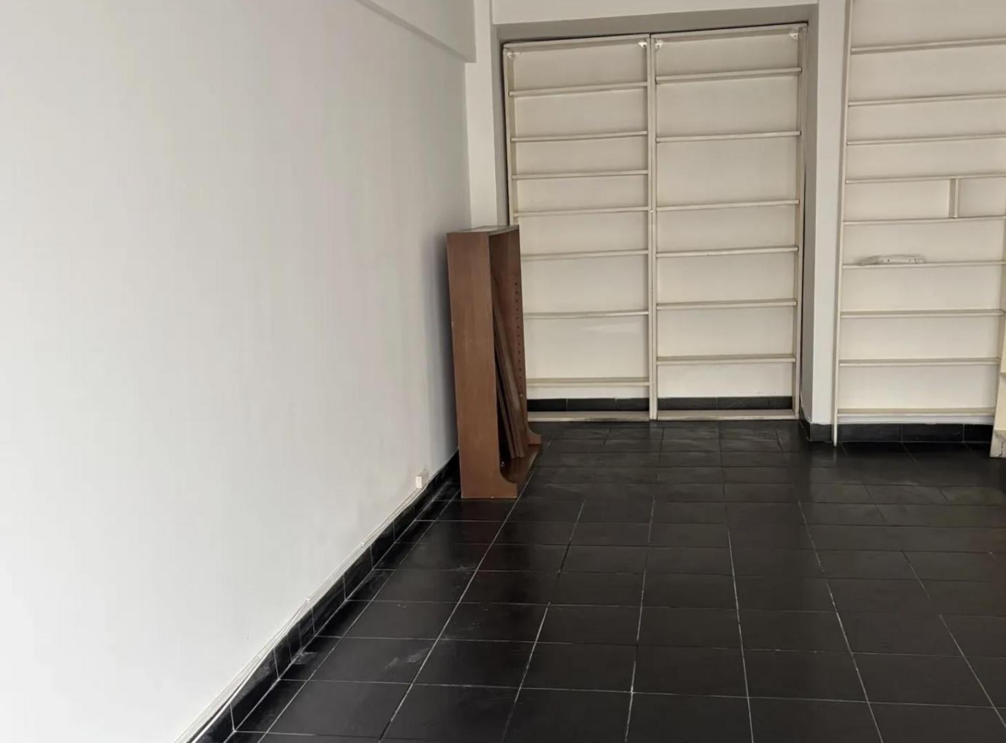 Foto de Alquiler departamento 3 ambientes. Muy luminoso, imagen 2