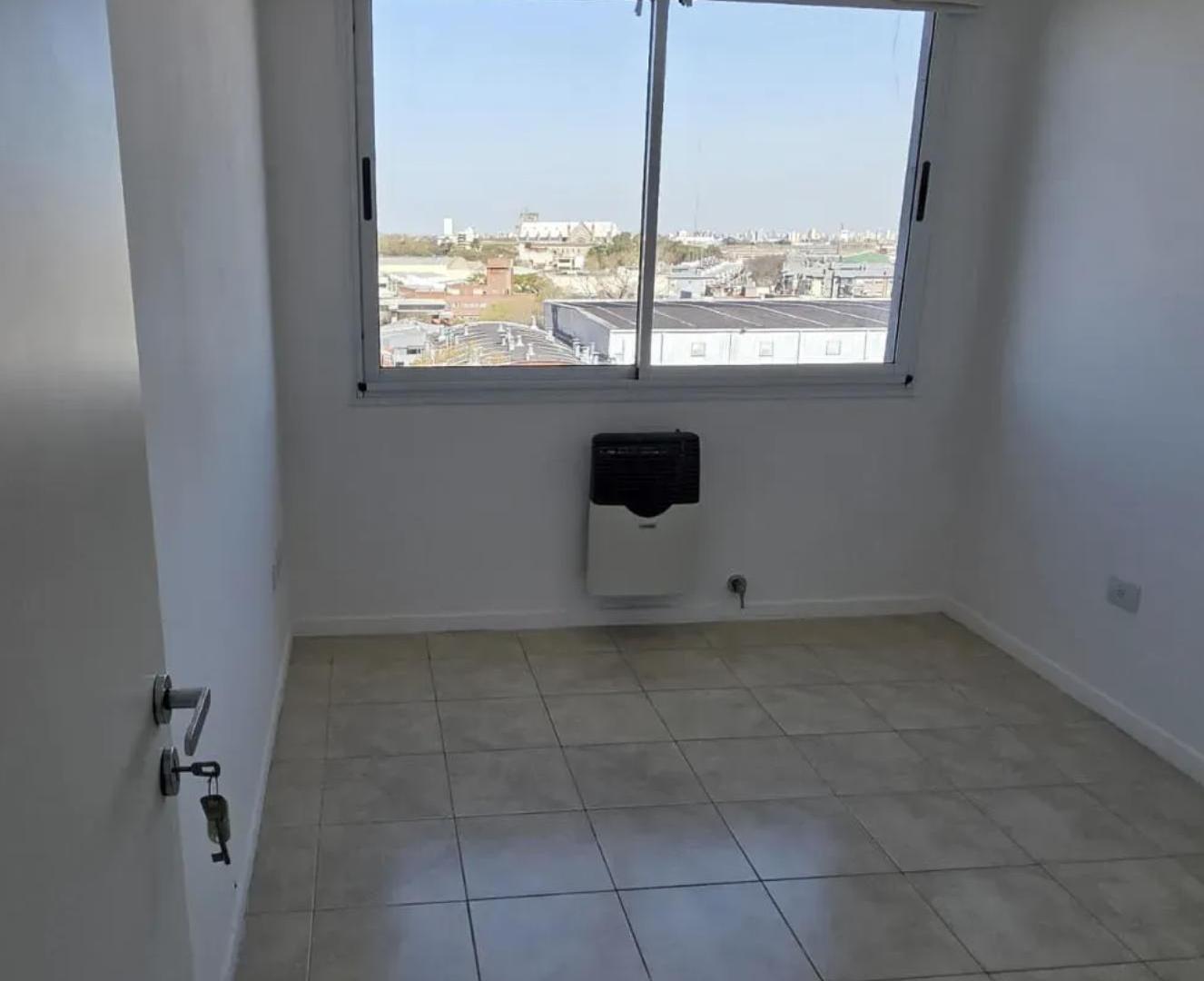 Foto de Alquiler departamento de 3 ambientes con cochera, imagen 4