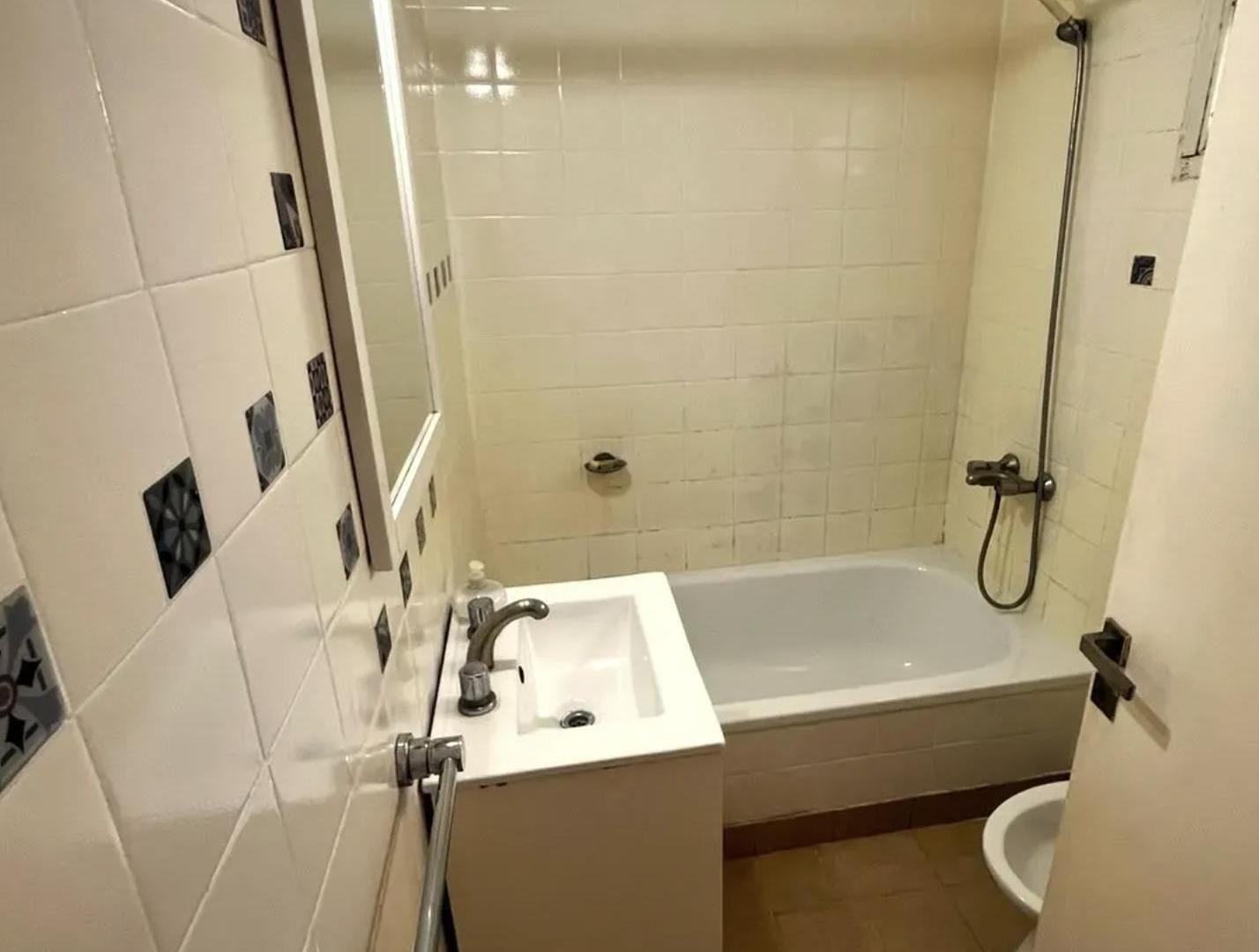 Foto de Alquiler departamento 3 ambientes // Saavedra, imagen 2