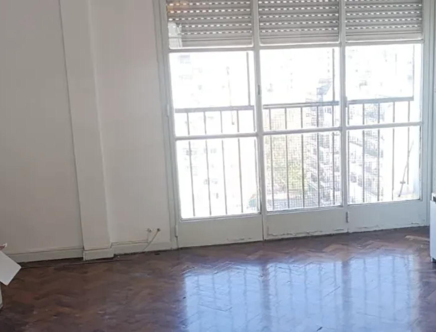 Foto de Alquiler departamento 3 ambientes en Balvanera, imagen 1