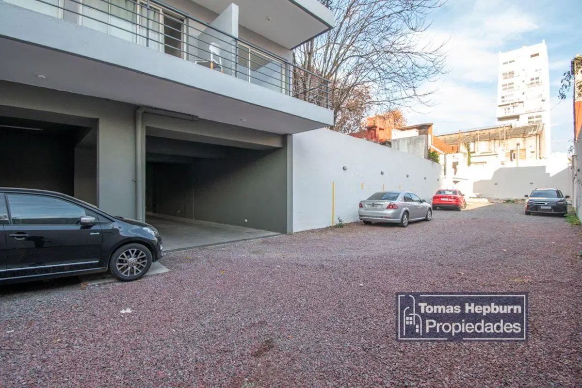 Venta cocheras descubiertas en Floresta a estrenar 1