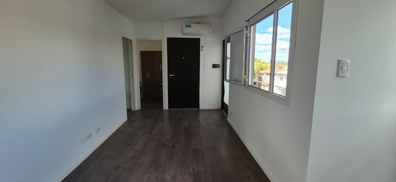 Foto de ALQUILER departamento 1 dormitorio + escritorio, imagen 2