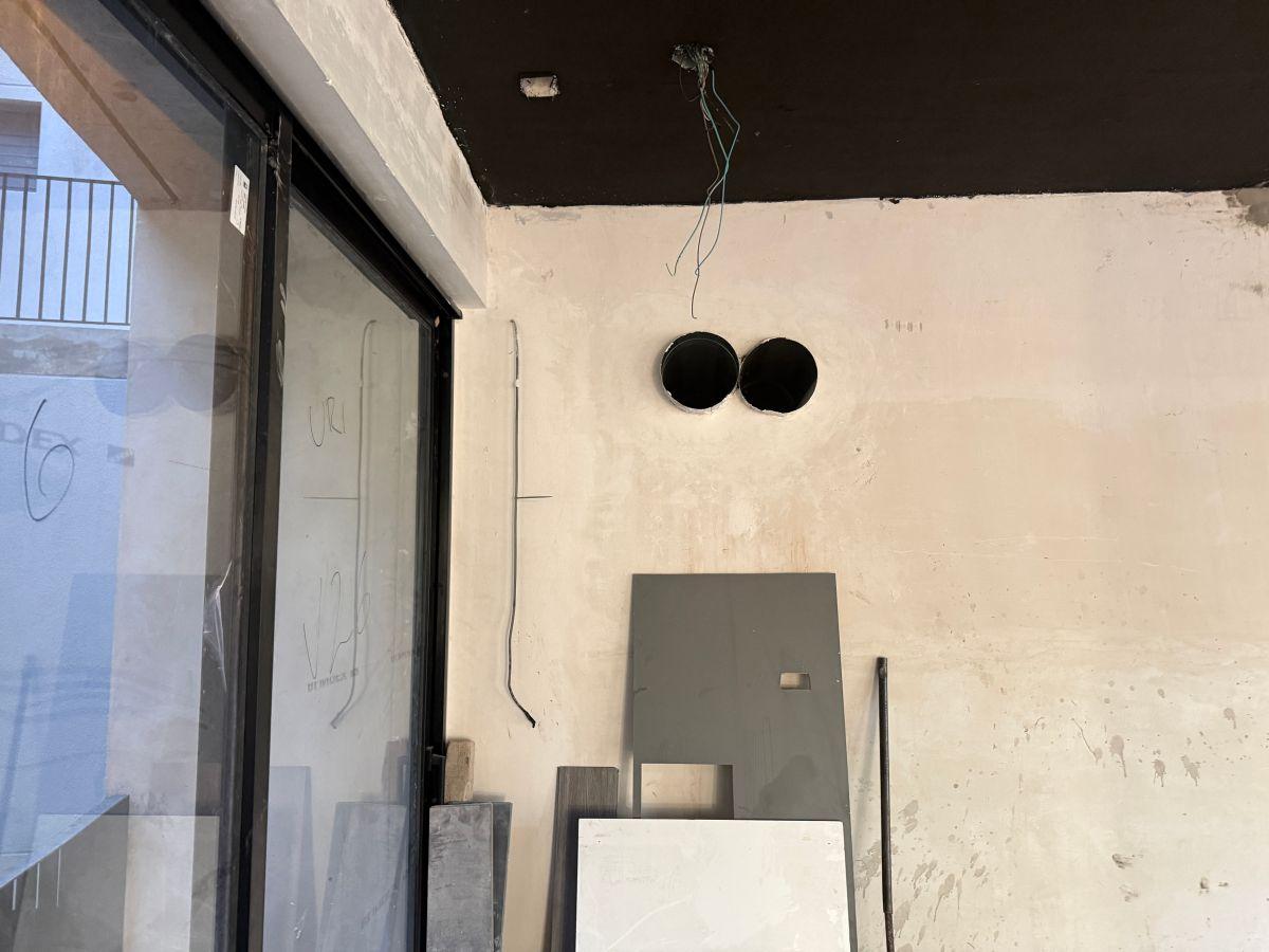 Foto de Gorriti y Uriarte, Esquina. Local Comercial con doble altura., imagen 5