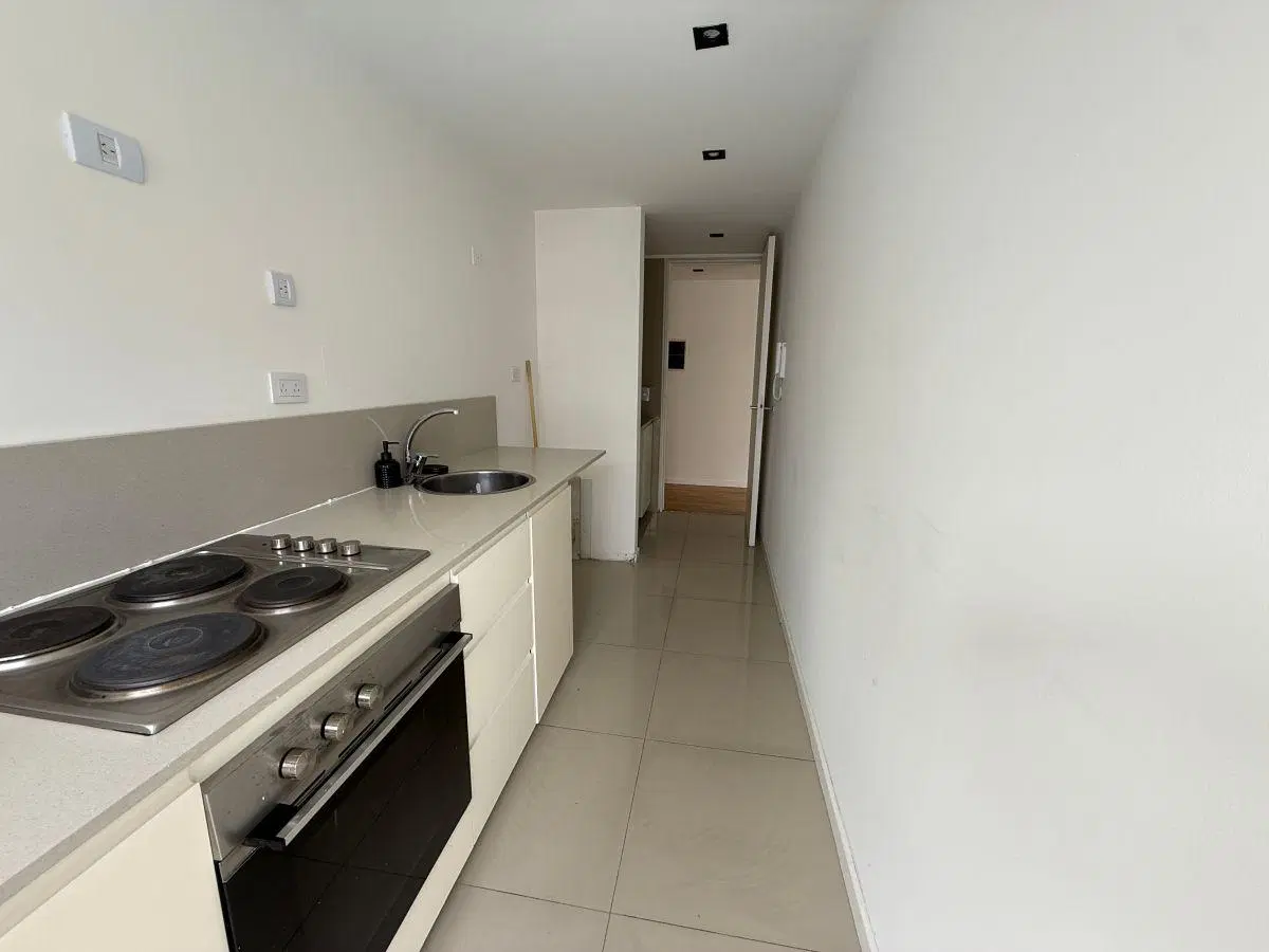 3 ambientes en Torre al lado del Polo. || Sin amoblar || Full amenities 4