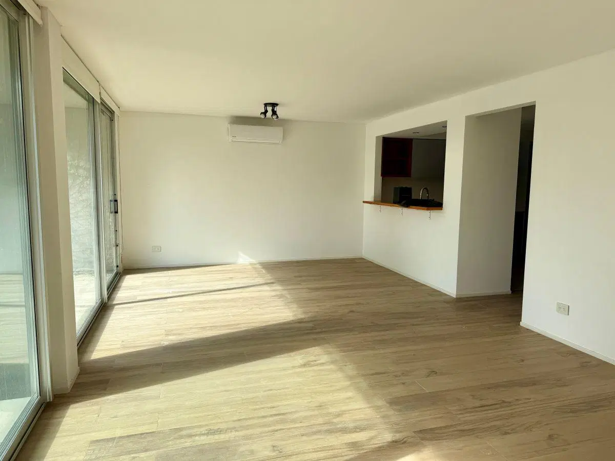 Exclusivo Piso de 3 Ambientes en Alquiler || Gran Mastersuite || 150 m2 || Ambientes mega amplios 3