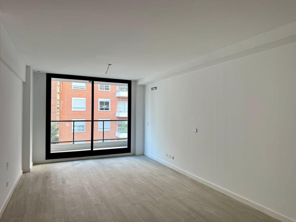 Foto de Amplio monoambiente a estrenar, piso alto, muy luminoso || Edificio con, imagen 2