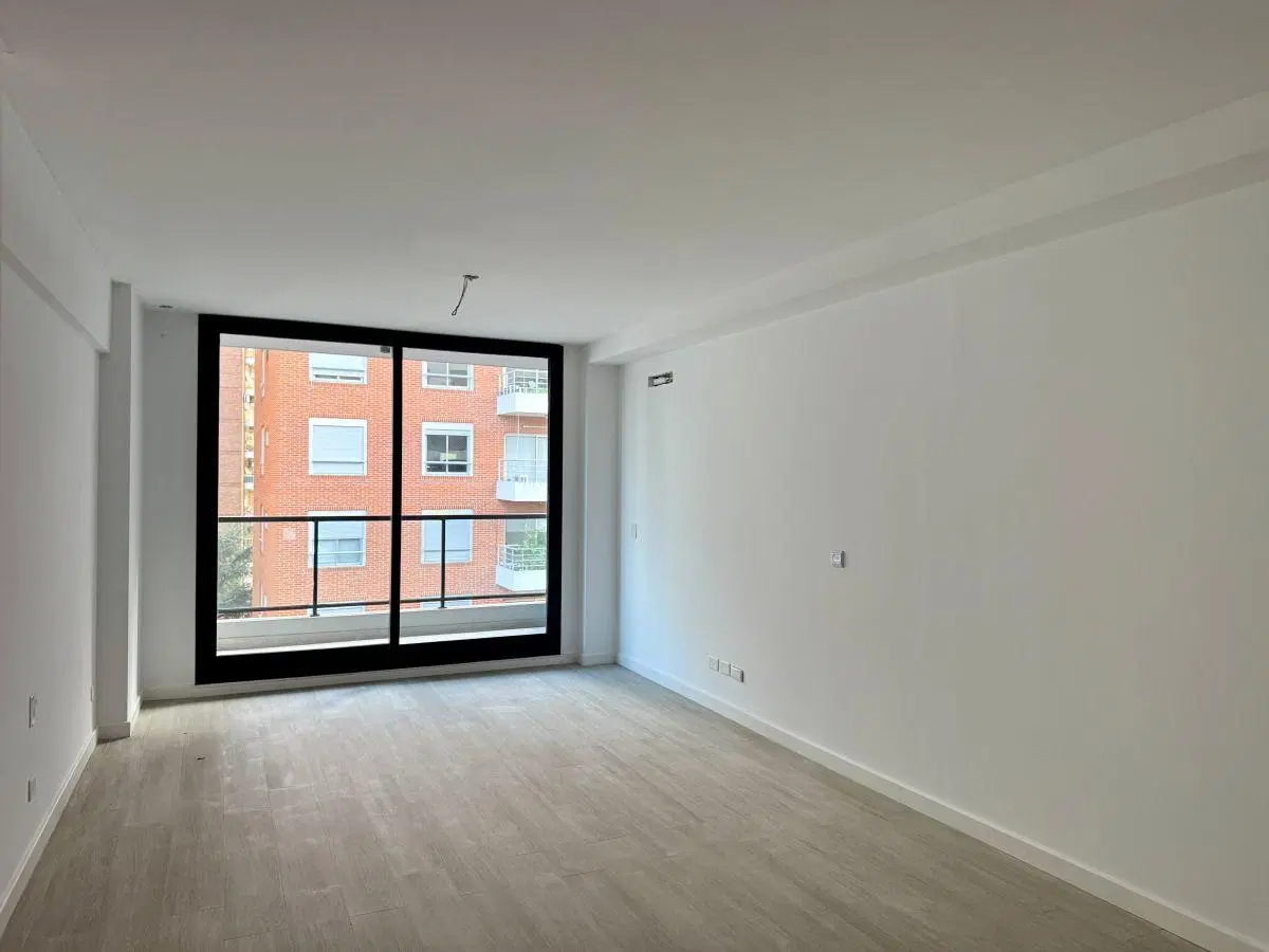 Amplio monoambiente a estrenar, piso alto, muy luminoso || Edificio con amenities en Las Cañitas 2