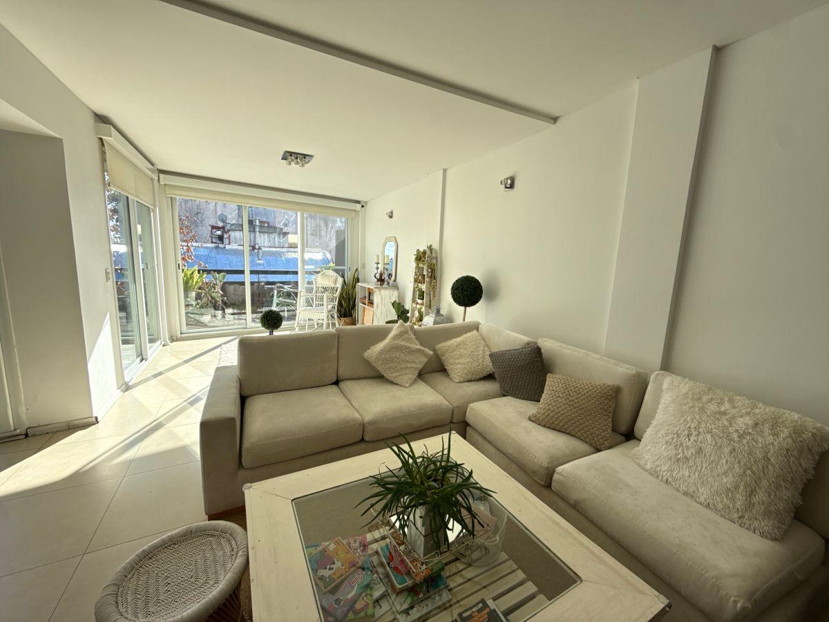 Foto de Duplex de 3 ambientes con cochera | Palermo Nuevo | Dos dormitorios en, imagen 2