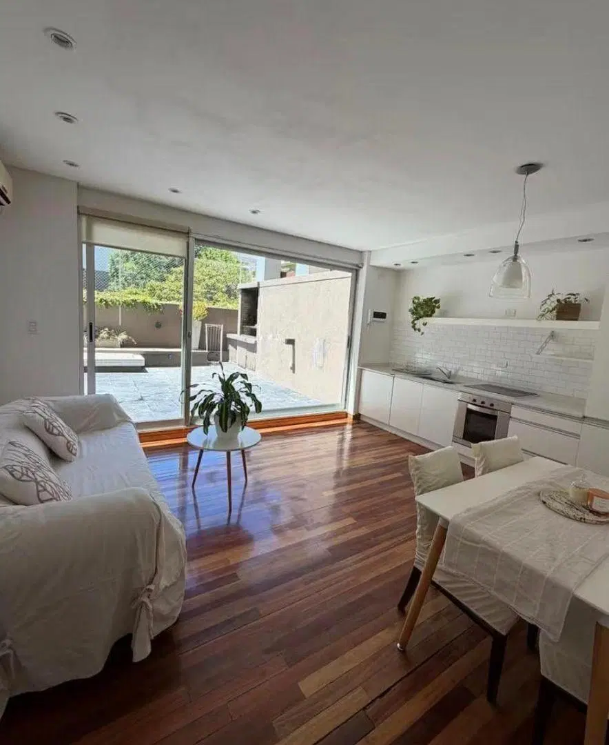 Alquiler. || Tres ambientes con gran patio/terraza | Muy luminoso | Edificio con amenities 2