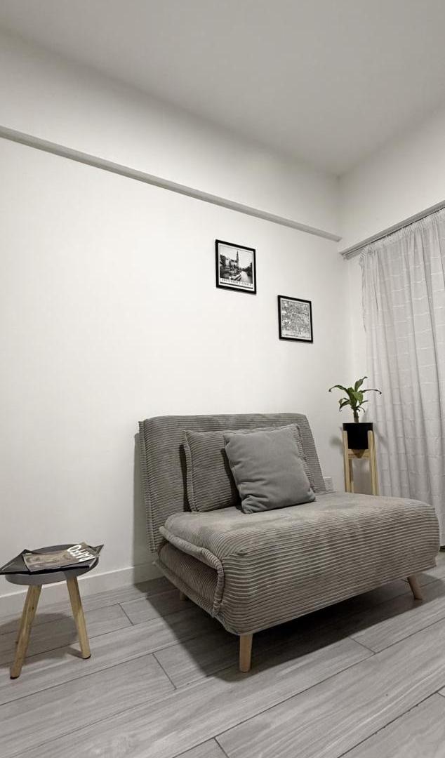 Foto de Amplio y luminoso monoambiente completamente equipado | A solo metros, imagen 1