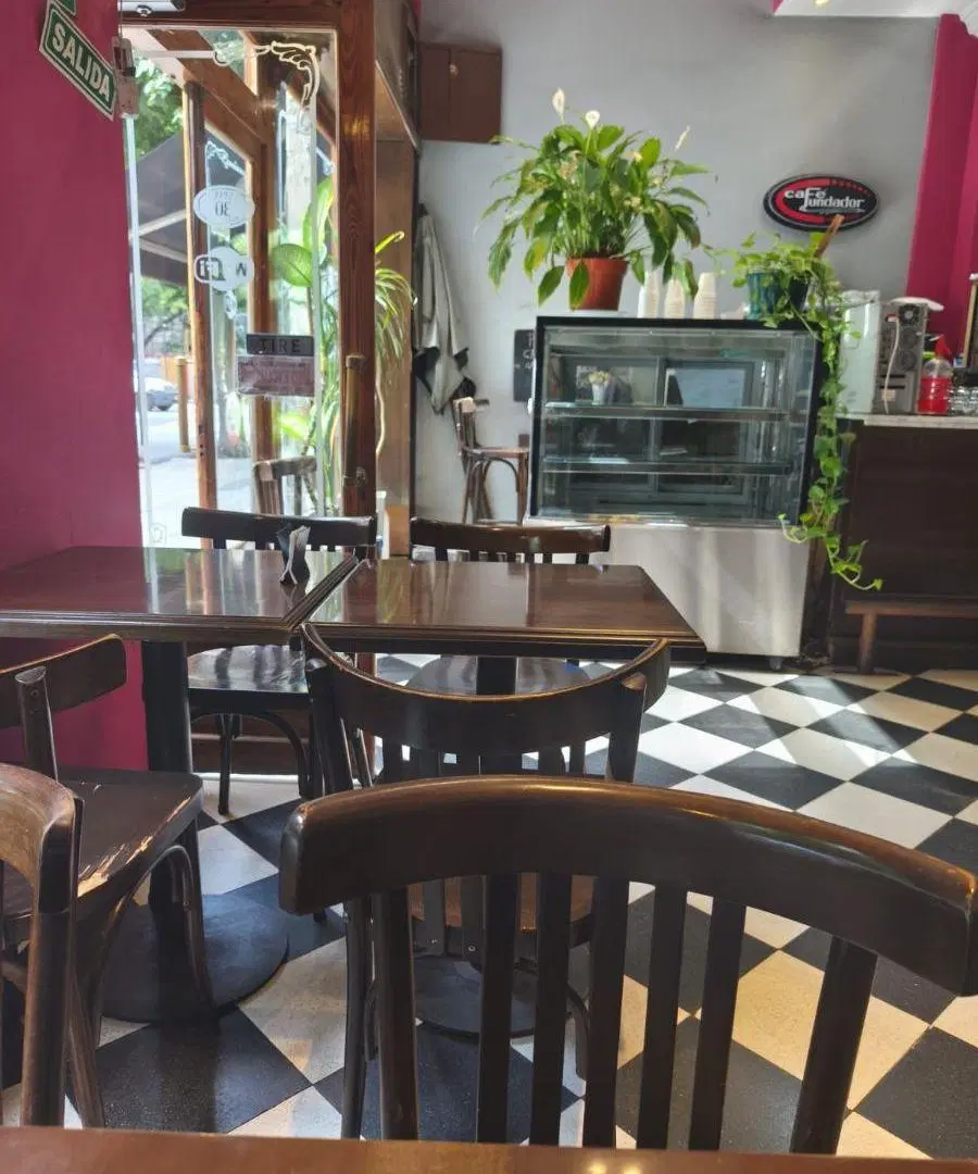 Local comercial de 80 m² en alquiler en tribunales 4