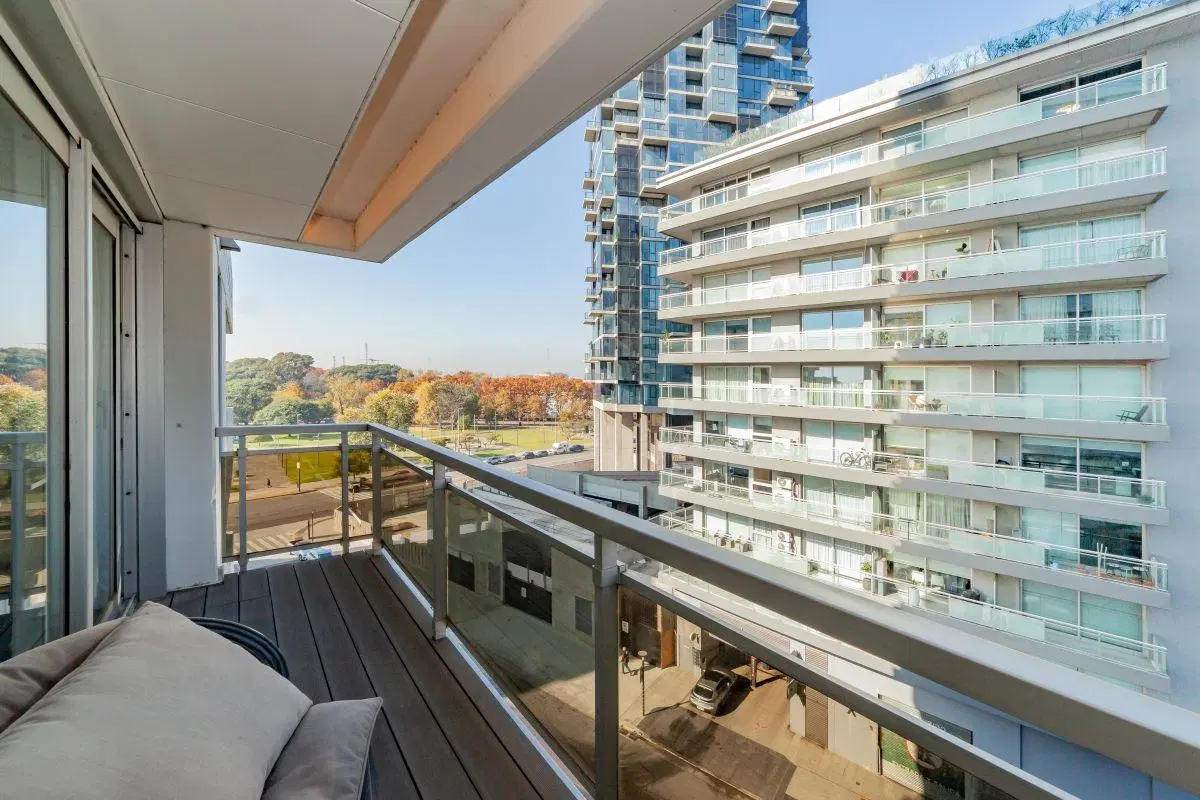 Venta Departamento 2 Ambientes Amoblado Cochera Zencity Puerto Madero 3