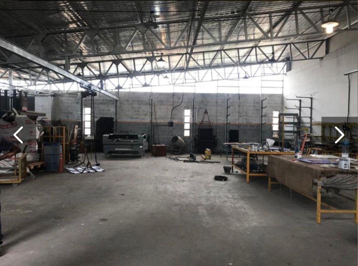 Foto de Alquiler 2 Galpones/Depositos 750 m² Cubiertos, Jose Ingenieros, 3 de, imagen 2