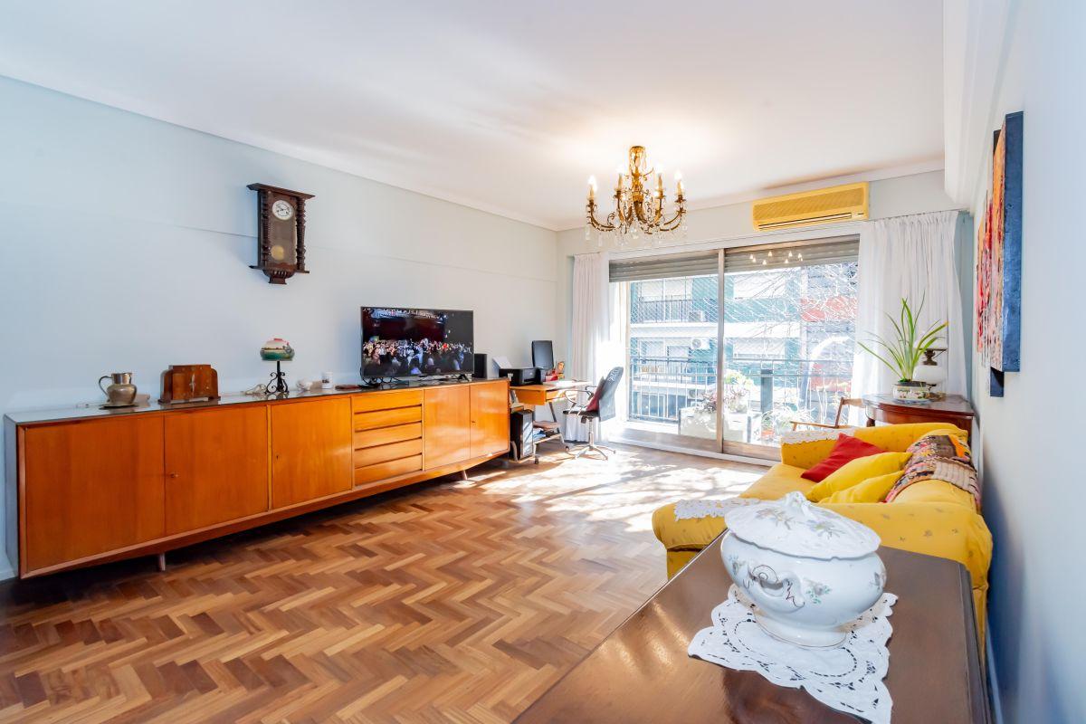 Foto de Departamento de 107 m² con 3 dormitorios y cochera en venta en Belgrano, imagen 3
