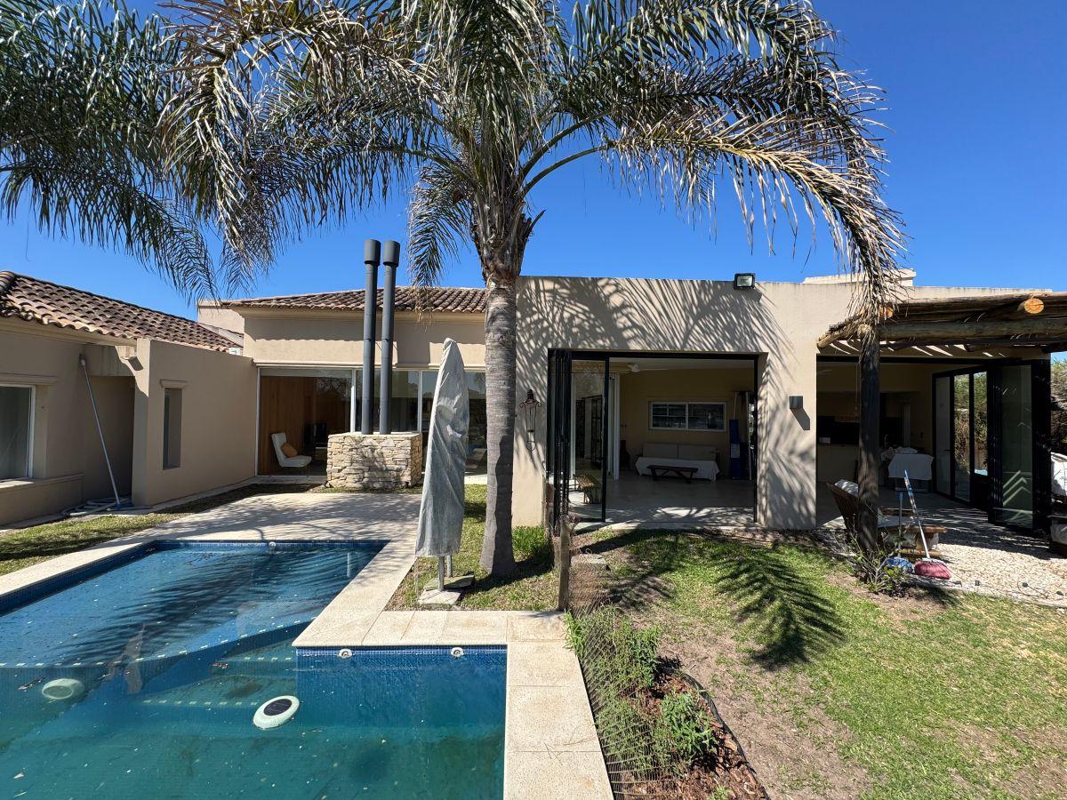 Foto de Casa de 1200 m² con 4 habitaciones en venta en Santa Catalina, imagen 4