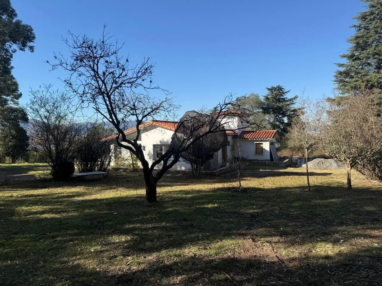 Casa con vista al lago en Villa Parque Siquiman 8
