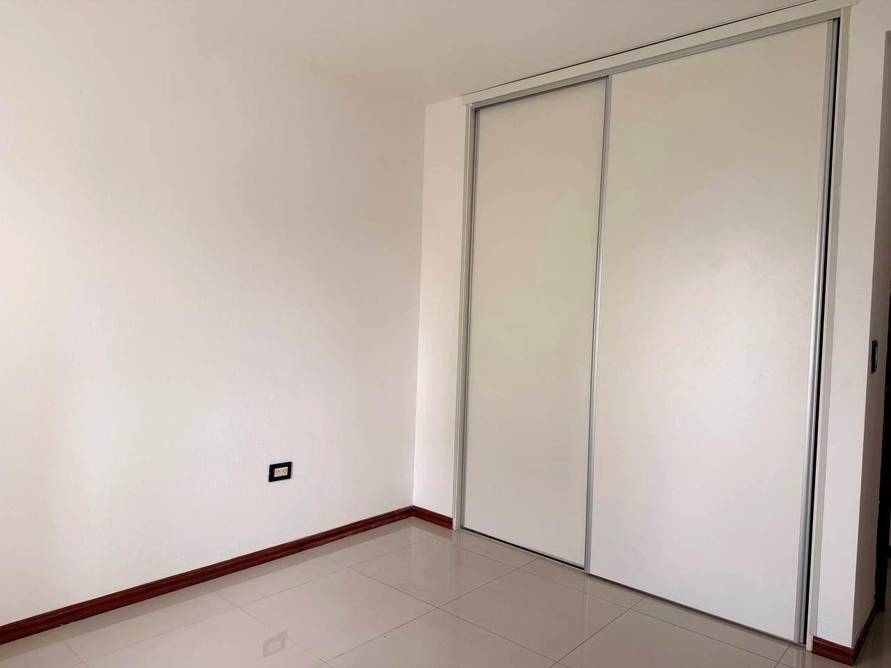 Foto de Departamento interno en alquiler anual en Edificio San Jose IV, imagen 4