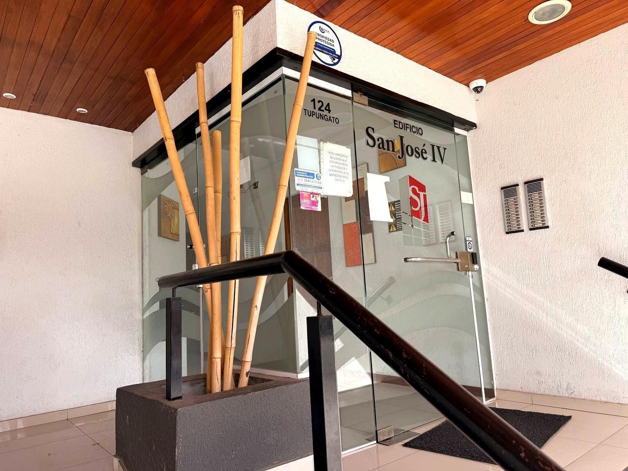 Foto de Departamento interno en alquiler anual en Edificio San Jose IV, imagen 2