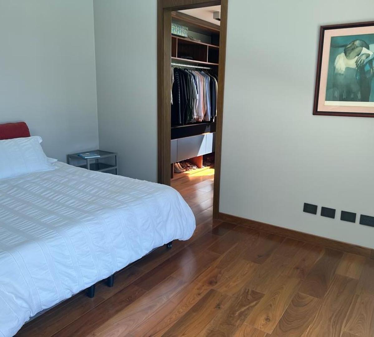 Casa en Venta en Highland Park, Pilar 1
