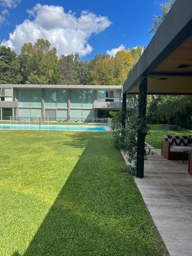 Casa en Venta en Highland Park, Pilar 5