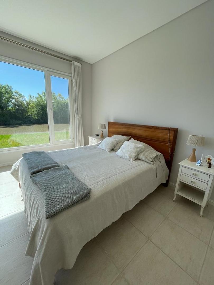 Foto de Casa Amoblada en venta en Islas del Este, imagen 3