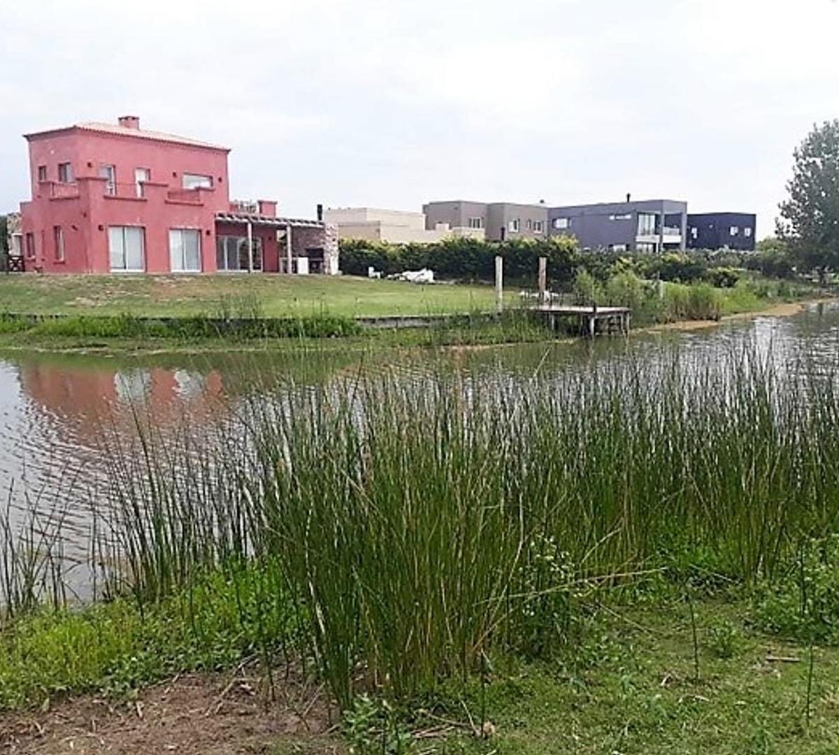 Cantón Islas Avenida De Los Lagos 1 - Escobar