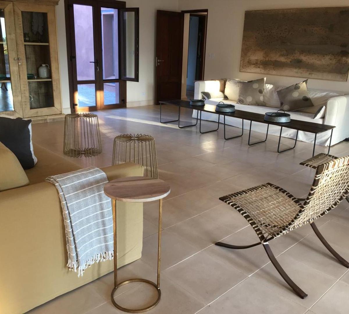Casa en Venta en La Estancia de Cafayate Wine & Golf, Salta 1