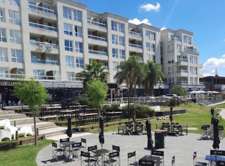 Alquiler en Condominio Wyndhan monoambiente 1