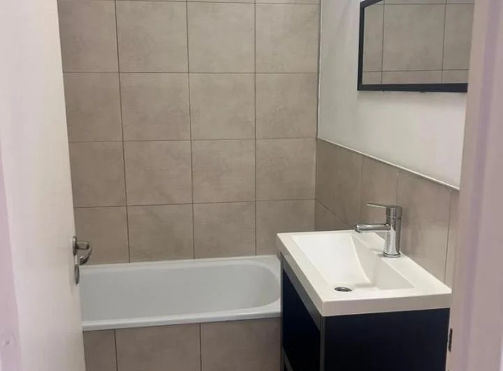 Departamento 2 amb con jardín en alquiler en Senderos 3
