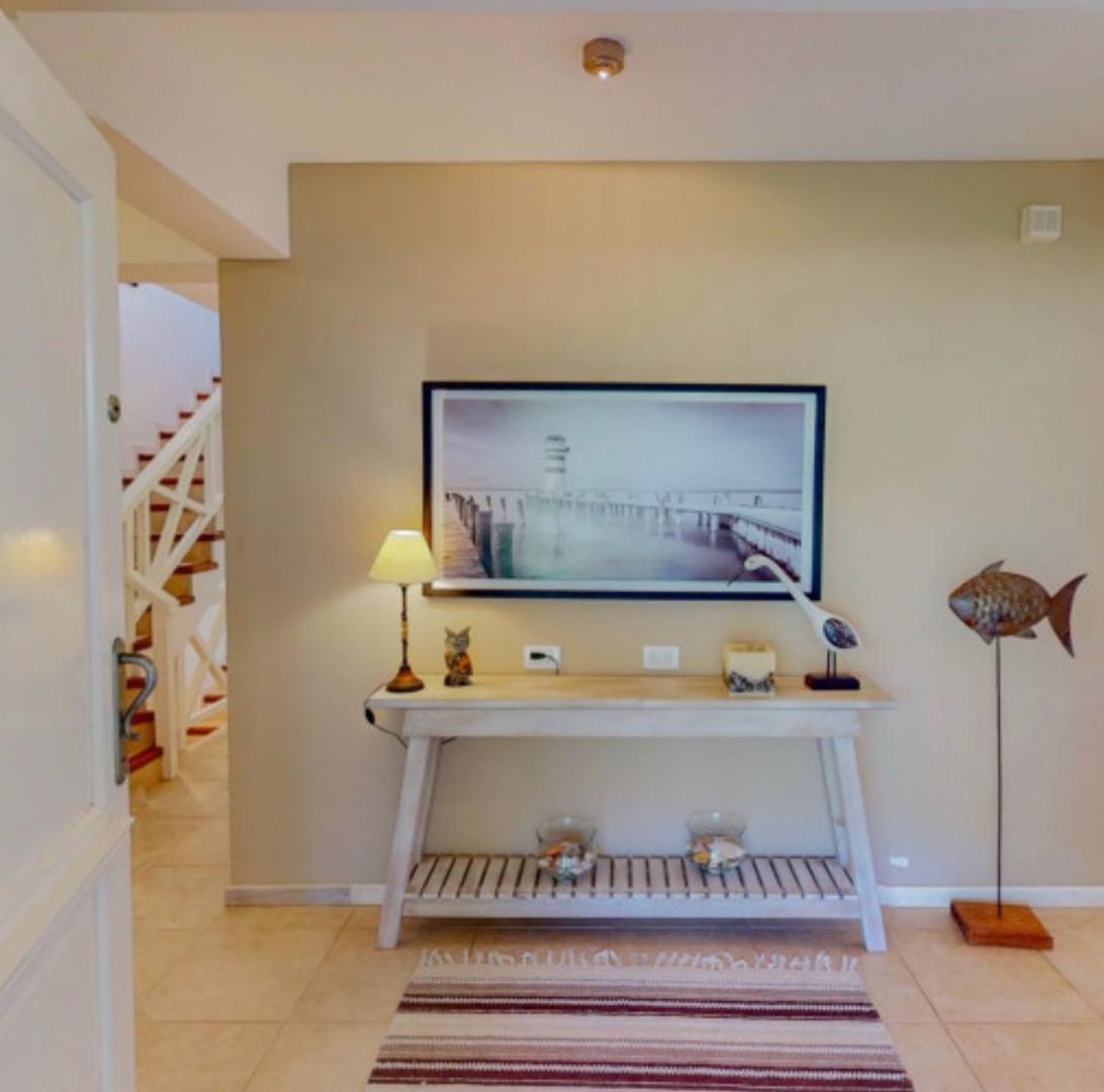 Foto de Venta casa Cariló a 4 cuadras del mar y centro comercial, imagen 3