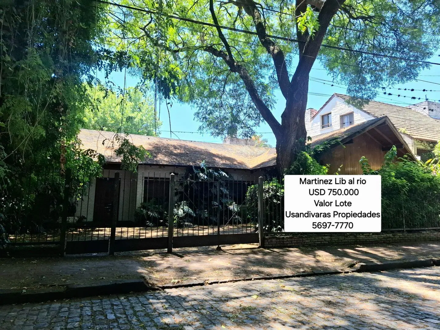 Casa de una planta en venta en Martinez al rio 2