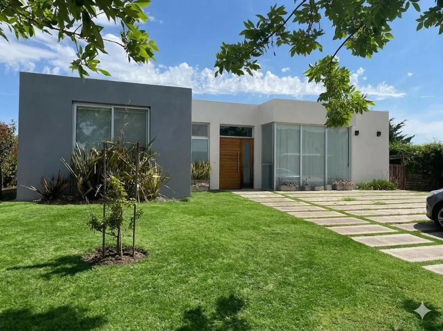 Alquiler casa en Cantón Norte al agua 5