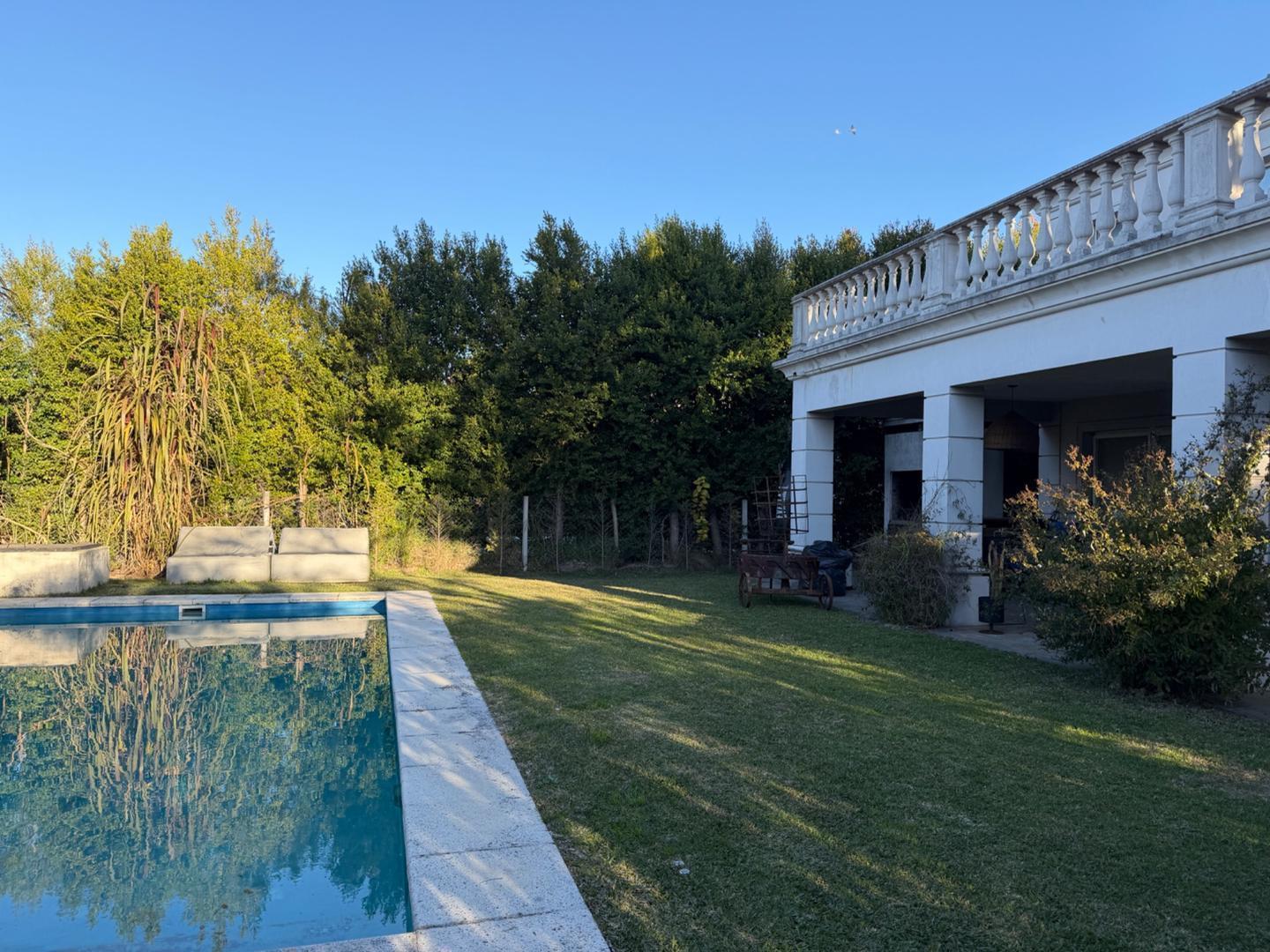 Foto de Casa en alquiler en esquina en Los Sauces, imagen 2